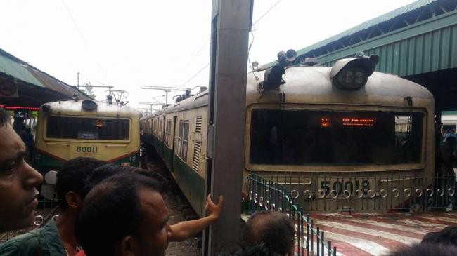 Two trains collided! Disturbed Sealdah branch train services