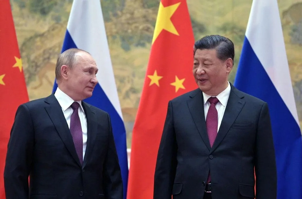 Russia and China increasing trade avoiding the SWIFT process
