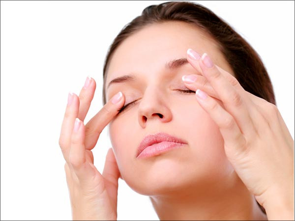 Puffy Eyes? Know some simple tricks to get rid of it