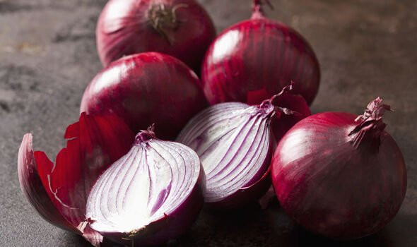 Onion will get rid of cholesterol