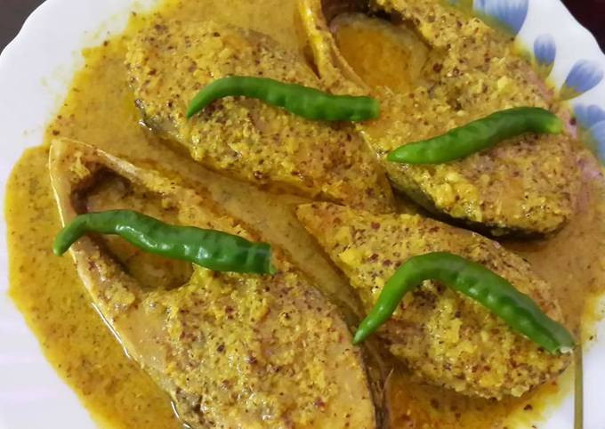 Ilish macch r Dolon (Collected)