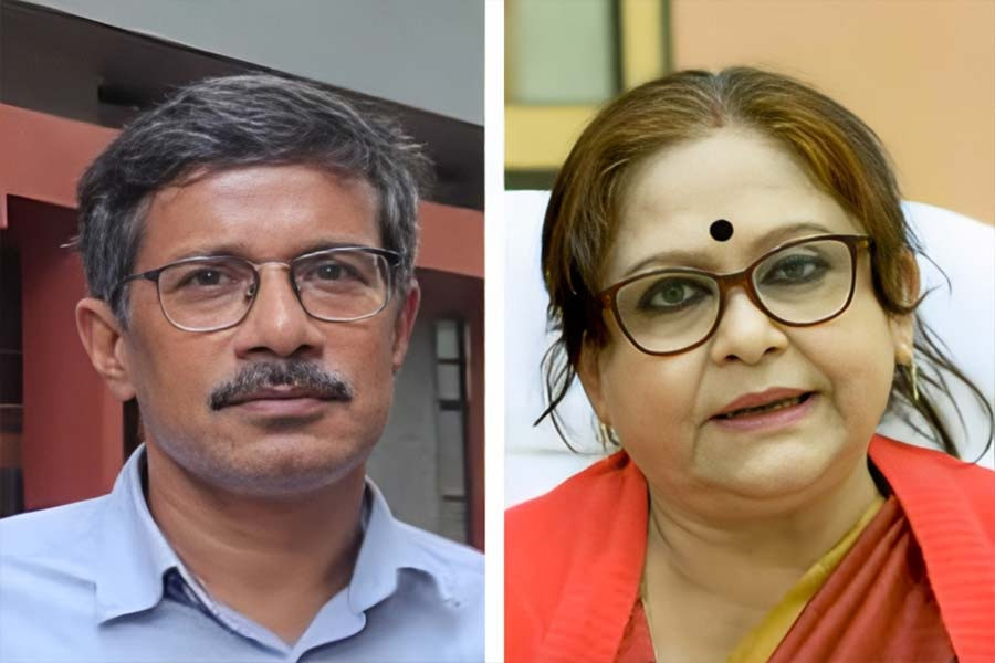 (Left) Rajat Roy and Snehamanju Bose (File Picture)