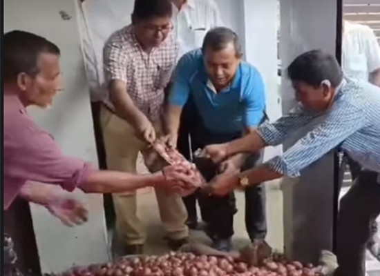 Cheap price onion sale counter opened by government initiative in Maharajganj market of Agartala