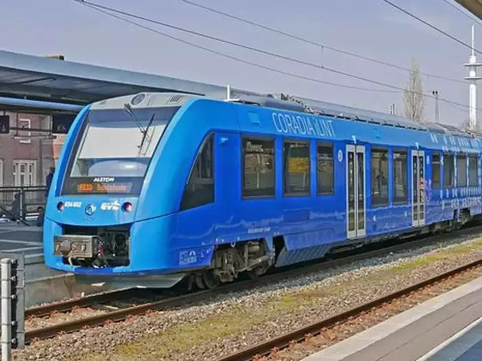 Hydrogen Powered Train In India (Collected)