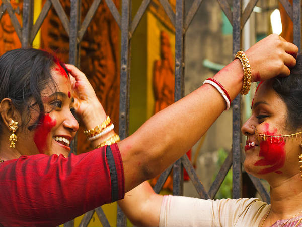 Durga Puja Sindur Khela (Symbolic Picture)