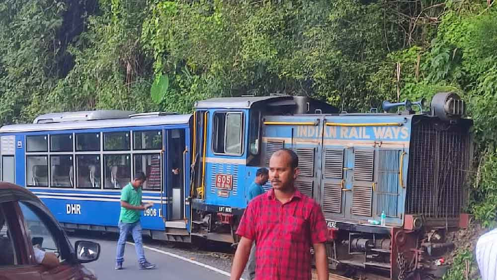 Toy train derailed at Gayabari station