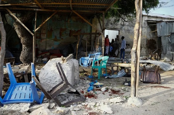 Suicide attack on tea shop in Somalia capital kills at least seven