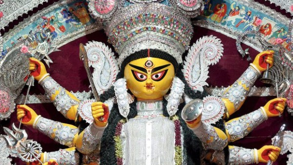 Durga Puja Bodhon (Symbolic Picture)