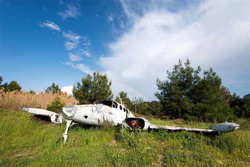 Plane crashes in Canada