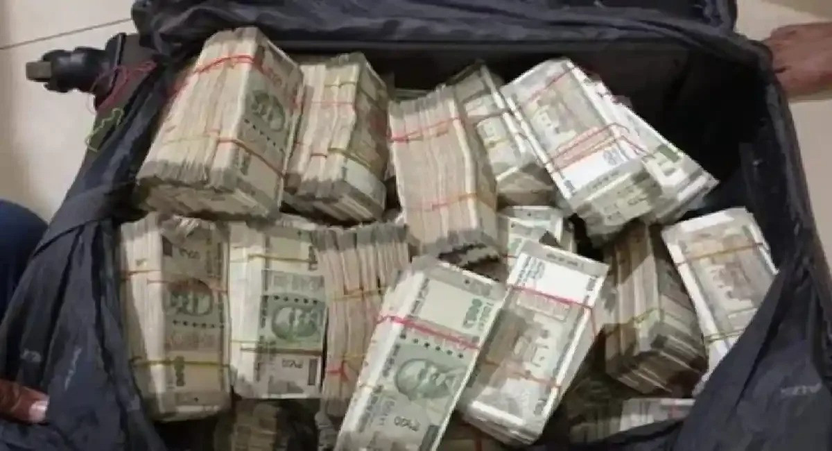 40 lakh rupees recovered in Jharkhand's Giridih district