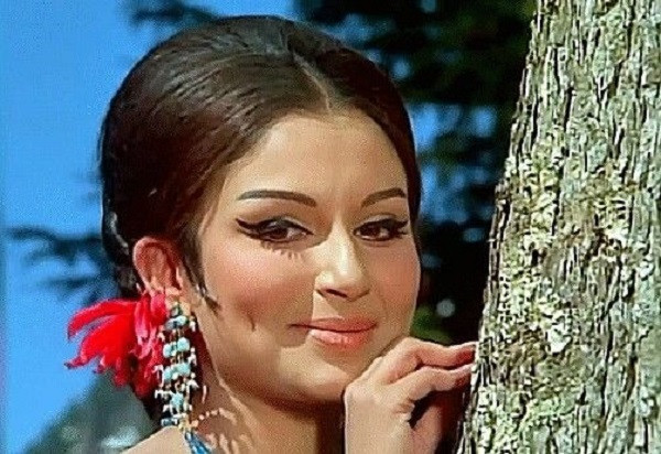 Actress Sharmila Tagore's cute smile (File Picture)