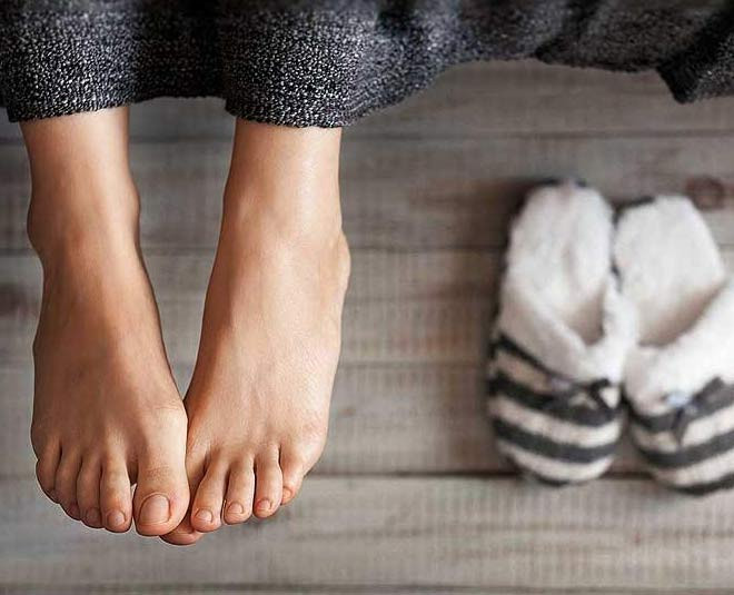 Winter Tips for Your Feet  (Symbolic Picture)