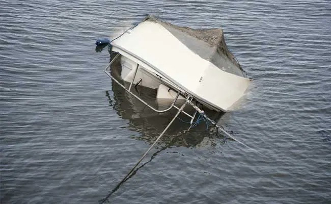 On the way back from a picnic, the boat sank in Rupnarayaan