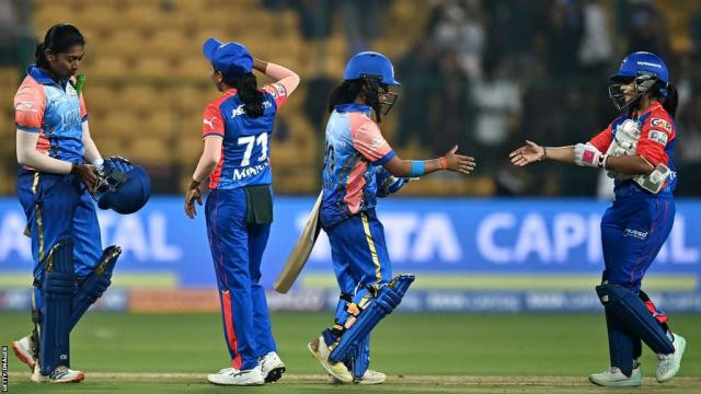 Sajivan Sajna's last ball six, Mumbai Indians win first match against Delhi