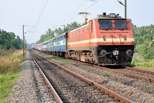 Good start Digha-Barasat EMU train held by the Prime Minister!