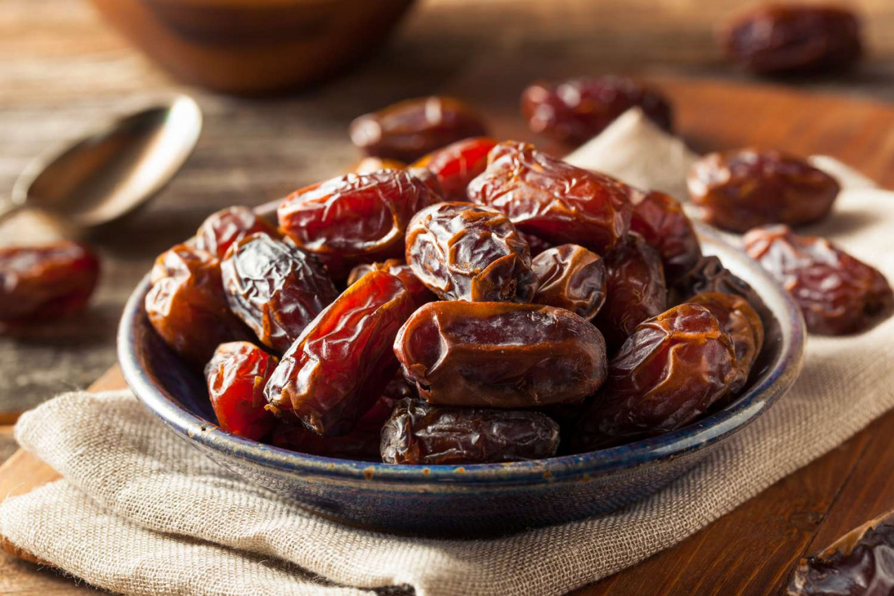 Benefits of eating dates