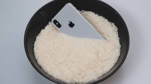 Wet Iphones in Rice