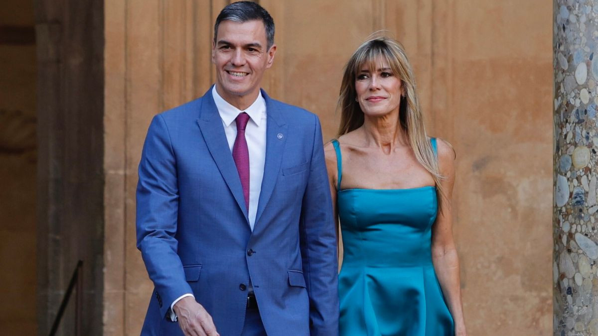 Spanish Prime Minister Pedro Sanchez and his wife Begona Gomez