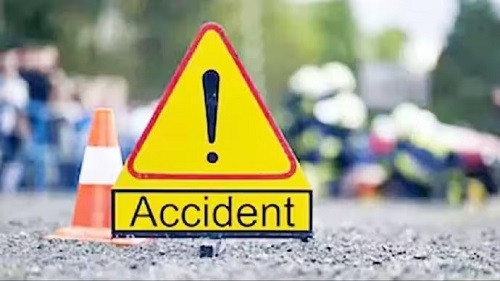 8 dead, 1 dead in accident on Indore-Ahmedabad highway