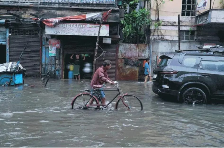 Nadda directed the party to stand by the disaster victims