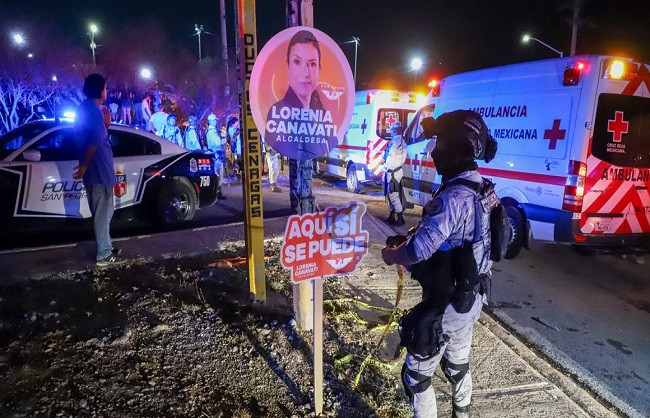 9 dead when stage collapses in election rally in Mexico