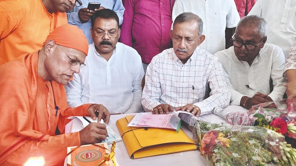 Ramakrishna Mission's Sevak House mutation papers were handed over by Purnigam