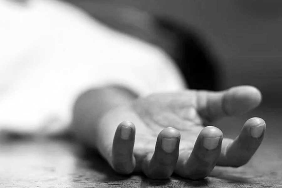 Unidentified old man's body recovered from the pond, sensation spread in Baruipur