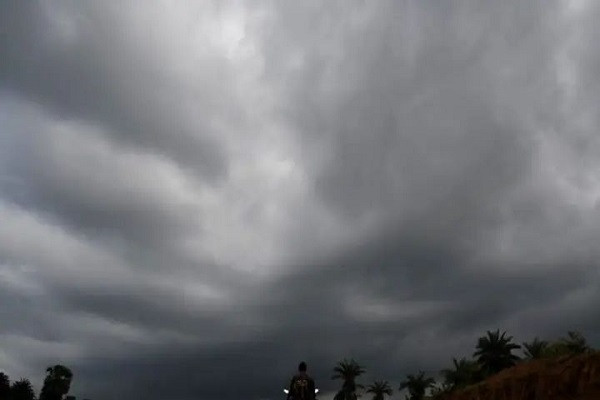 Several districts of the state are forecast to receive thundershowers on Monday