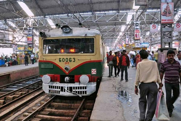 Many trains canceled in the Sealdah division over the weekend!