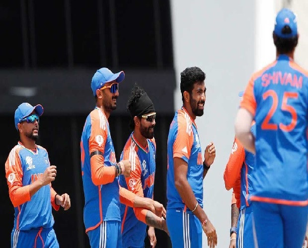 India start with victory in Super Eight