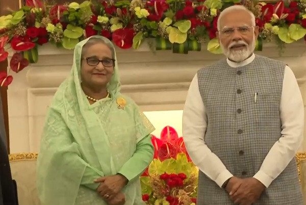 Seikh Hasina & PM Narendra Modi (File Picture)