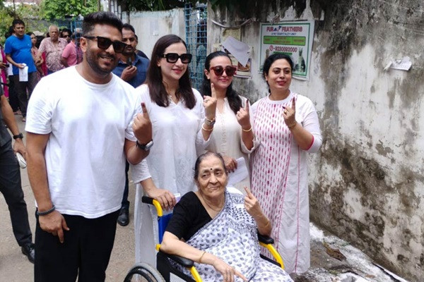 Tolly celebs cast their vote (File Picture)