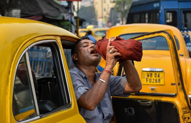 South Bengal, including Calcutta, is suffering from severe heat