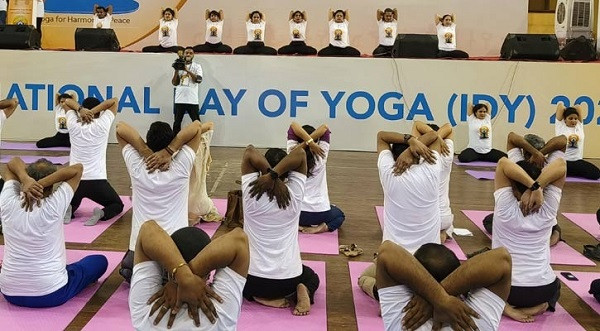 Yoga Day celebration in Dhaka with enthusiasm (File Picture)