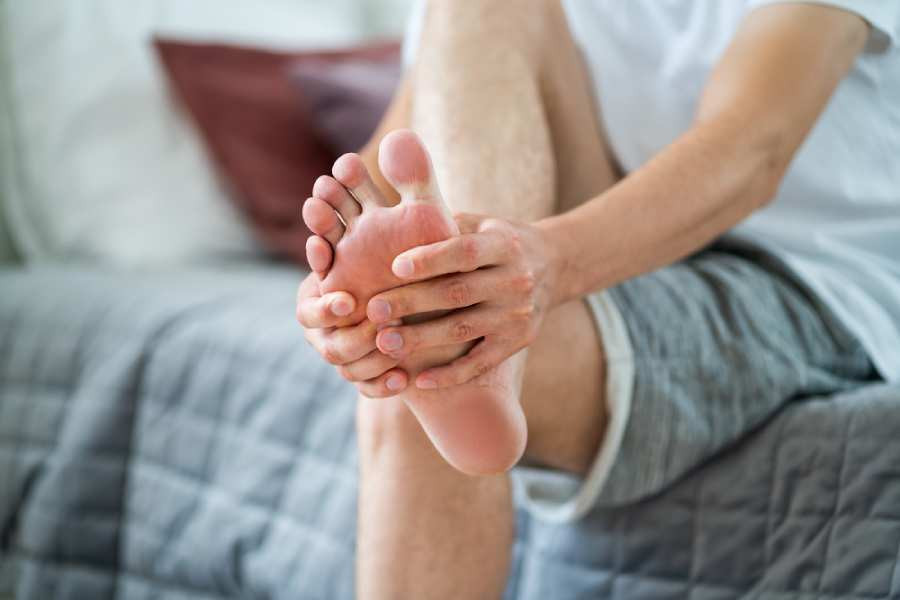 Benefits of massaging the feet with a bronze bowl