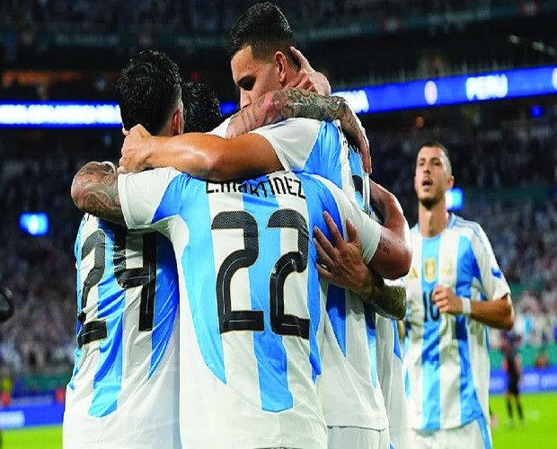 Argentina beat Ecuador in tiebreaker to semi-finals