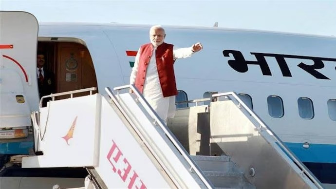 Prime Minister leaves for Russia