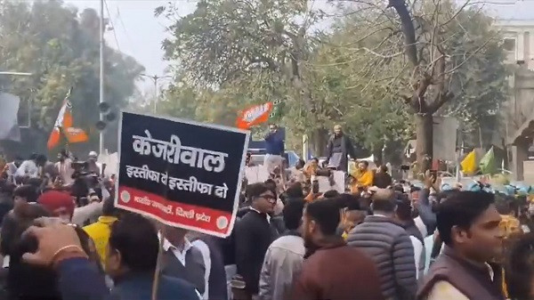 BJP protests again in Delhi against AAP government