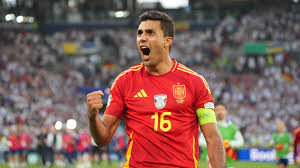 The Spain coach is asking to give Rodri the Ballon d'Or now