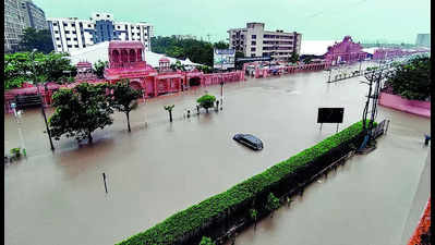 Heavy rains in Surat