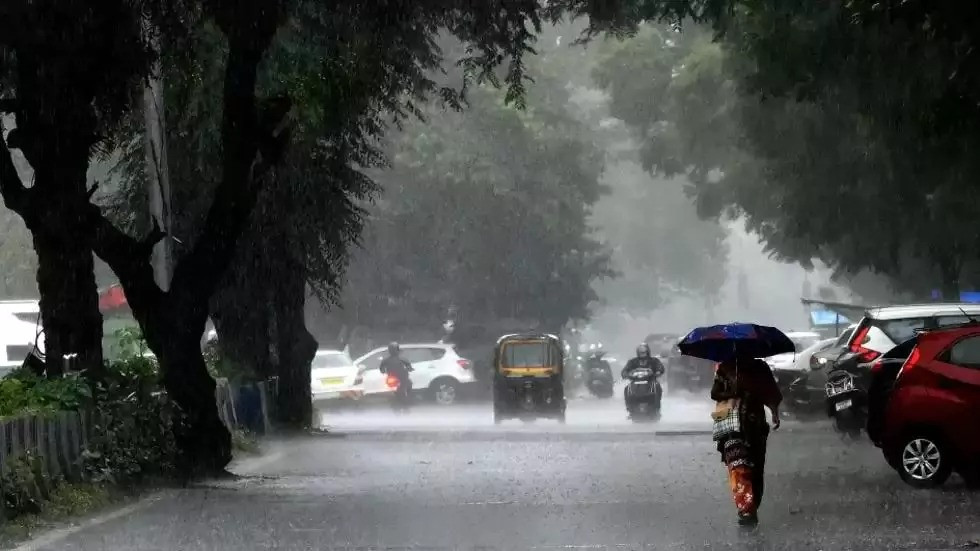 Heavy rains disrupt life in Pune