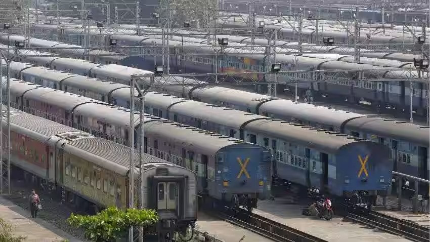 Multiple express canceled from Howrah