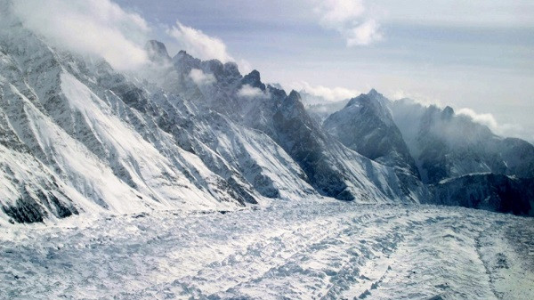 Glaciers are melting in Ladakh, worry meteorologists