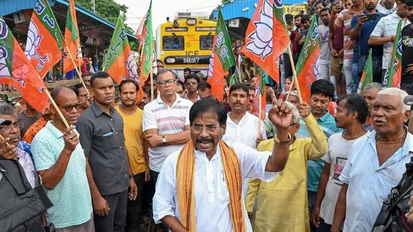 TMC protest Bandh of BJP