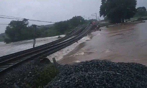 Mahabubabad railway line restoration (symbolic picture)