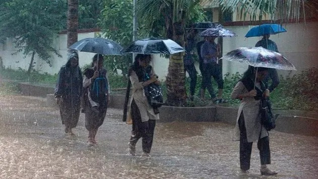 Heavy rain warning in several parts of Chhattisgarh, Jharkhand