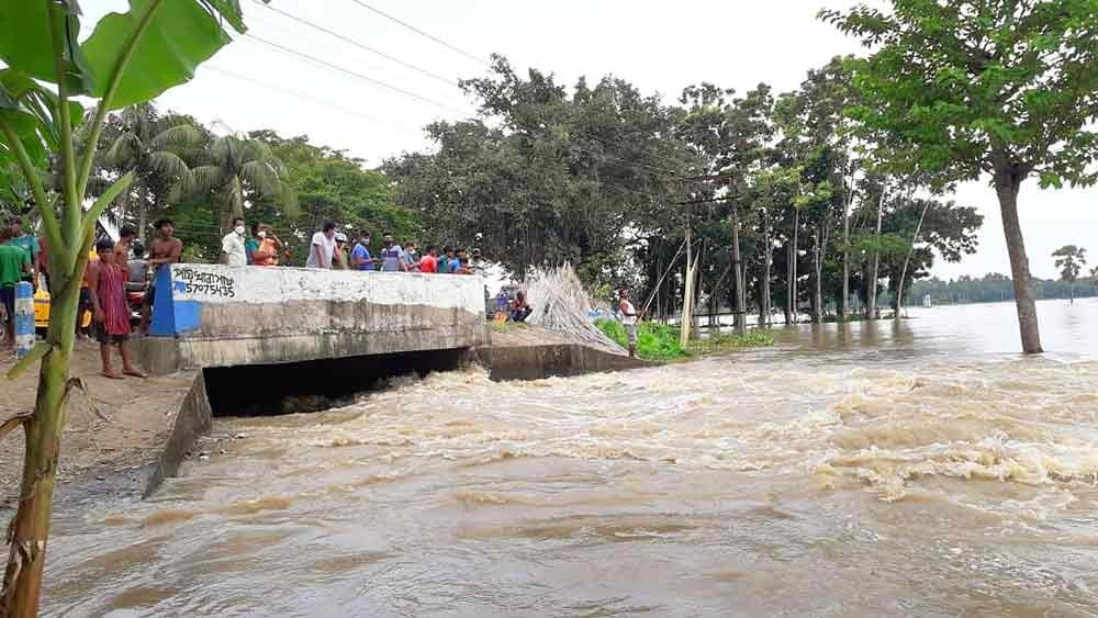 Flood situation in Udayanarayanpur