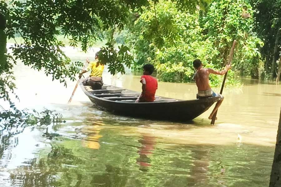 Worse still, the flood situation worsened in Amata Block 2