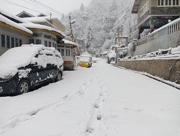 Snowfall in Noth Sikkim