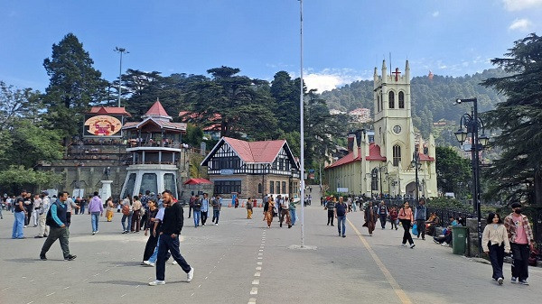 The hills of Shimla and Manali are attracting tourists to neighboring states tired of pollution